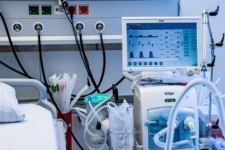 ۳۰ میلیارد ریال تجهیزات پزشکی به بیمارستان خرمشهر اهدا شد