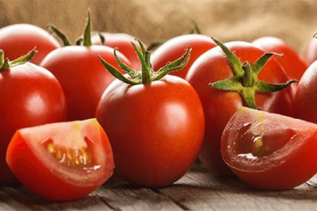 ١١٠ تن گوجه‌فرنگی تولیدی گلخانه‌های خاش به خارج از کشور صادر شد