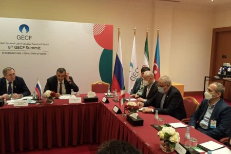 تأکید وزیران نفت و انرژی ایران، روسیه و آذربایجان بر گسترش همکاری‌های گازی