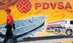 آمریکا نفت مصادره شده ونزوئلا را می‌فروشد