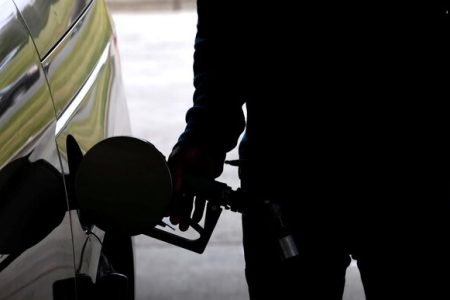 افزایش قیمت بنزین در آمریکا رکورد جدید زد