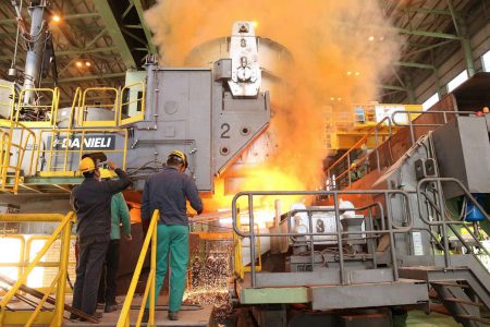ایران در جایگاه دهم برترین تولیدکنندگان فولاد جهان باقی ماند