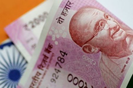 بانک‌های هند از تجارت روپیه با روسیه اجتناب می‌کنند