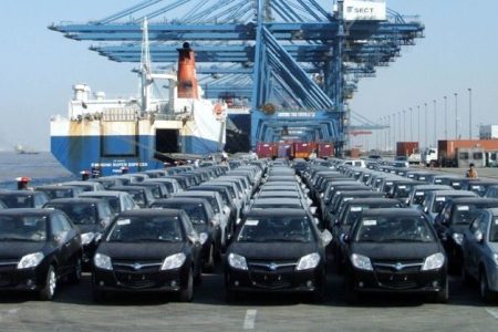 وزارت صمت به‌تنهایی درباره واردات خودرو  تصمیم‌گیری نمی‌کند