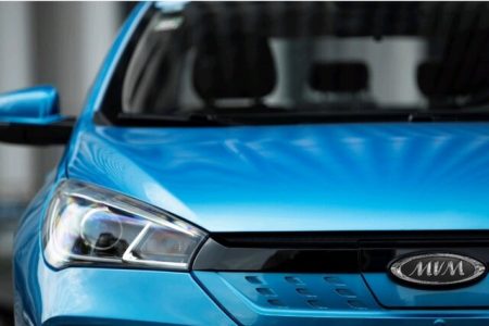 آریزو ۵ EV اولین خودرو برقی با پلاک ملی