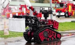 ساخت ربات‌های آتش‌نشان از سوی دانش‌بنیان‌ها