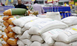 برنج و شکر با قیمت مصوب عرضه می‌شود، توزیع کالاهای اساسی طبق روال سابق