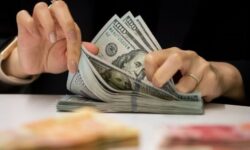 ادامه کاهش نرخ ارز تجاری